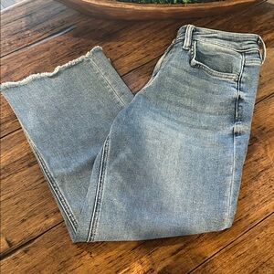 Lovervet by Vervet Cropped Flare Raw Hem Jeans.  Size 27